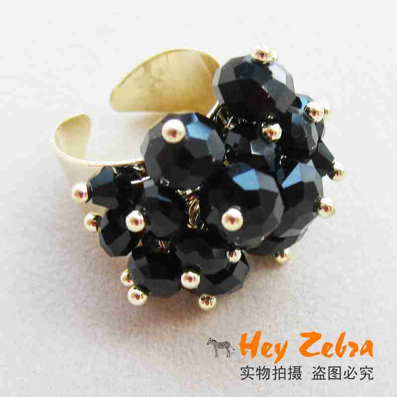 黑色白色可调节水晶花朵