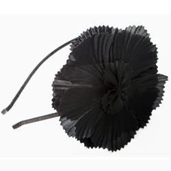 黑色绿色紫色米色百褶花朵