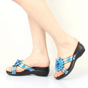 花朵休闲鞋坡跟防水台