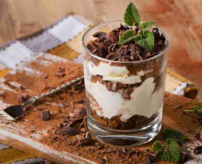 玻璃杯盆栽蛋糕图片