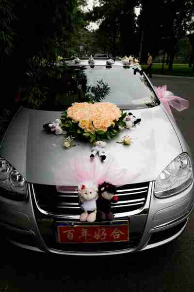 婚礼豪车鲜花设计摄影图