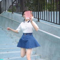 hello四叶草没事别瞎逼逼的惹我好吗?