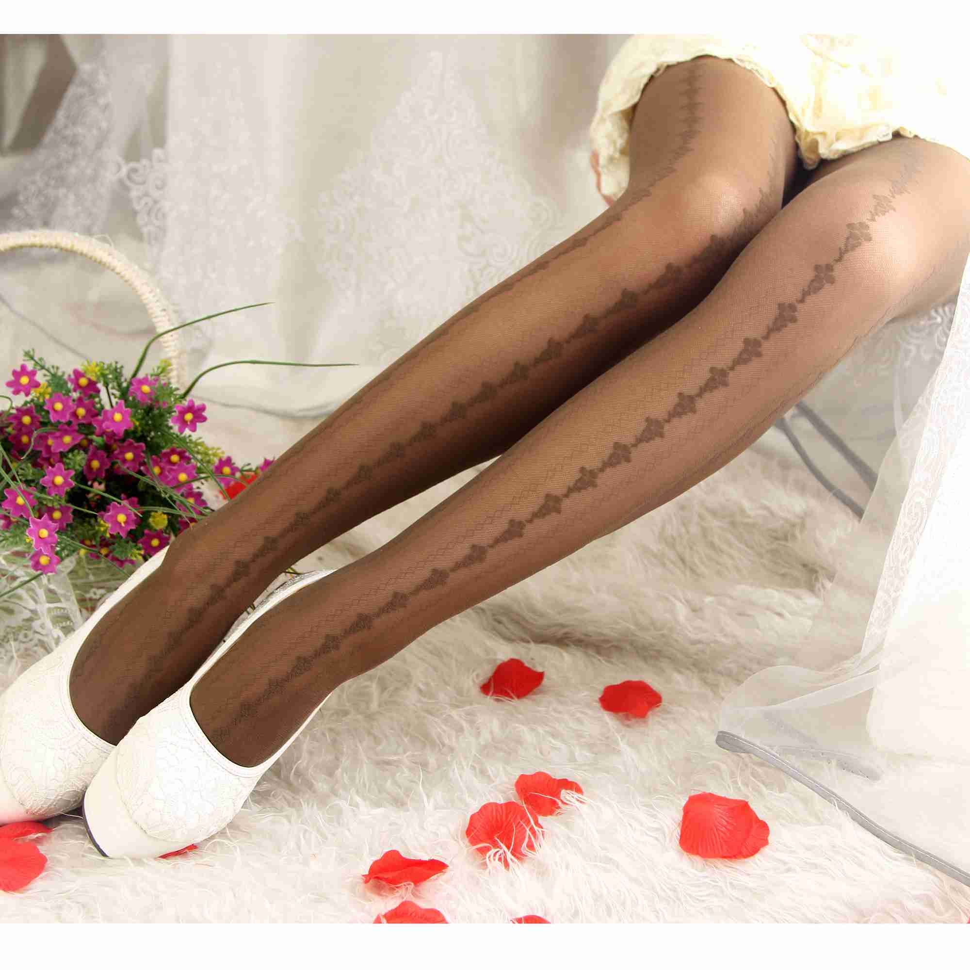 *清新四叶草透明提花连裤袜