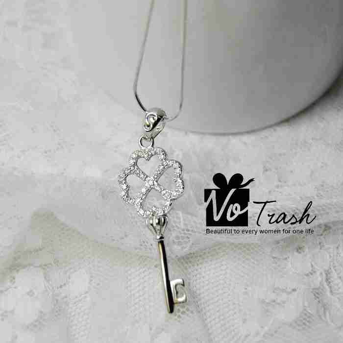 四叶草钥匙蛇仔链