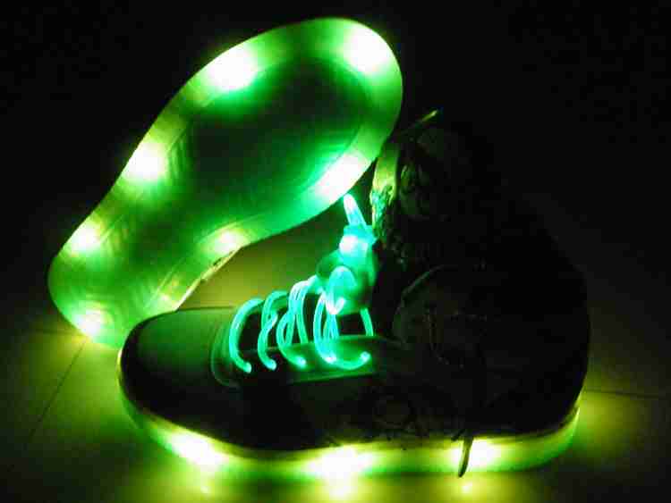 发光鞋图片头像