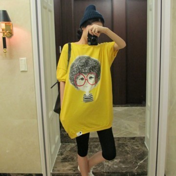 可爱卡通女孩图案t恤