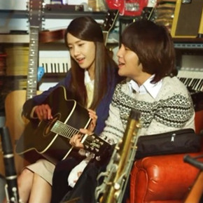 张根硕情侣头像微信