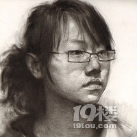 女青年头像素描的正面像怎么画咧嘴笑啊?