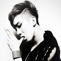 帅气带字男生头像还没好好享受过青春