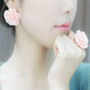 还有背影图片女|素描