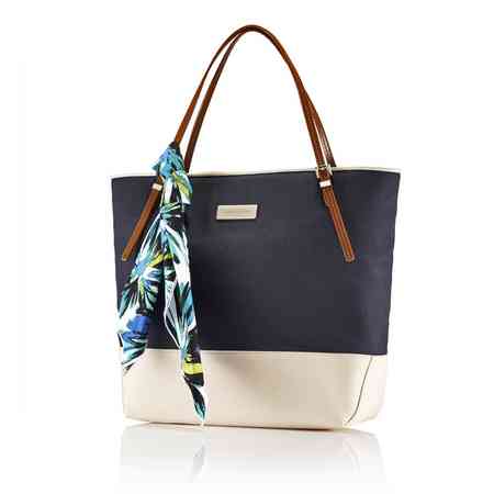 个韩国女明星拿过呢?