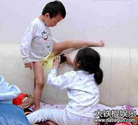 小孩的搞笑图片|每个孩子都是笑星