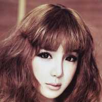 生于韩国的女歌手