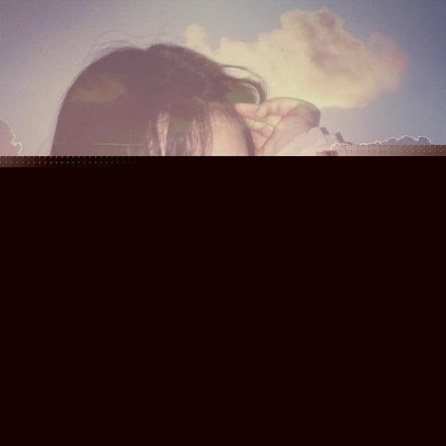 点六瓣_女生_短发