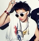 权志龙素描头像|权志龙素描头像图片免费下载