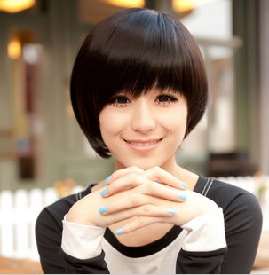 优雅气质型斜刘海