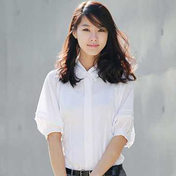 好森系的白衬衫