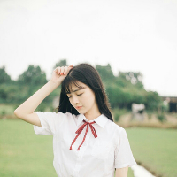 清新气质的美女微信头像