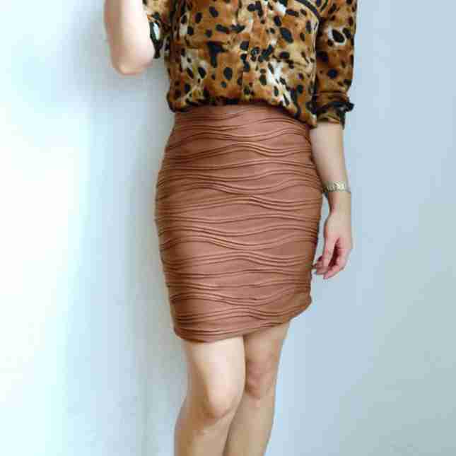 气质短裙刘掌柜的