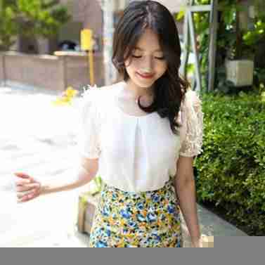 气质修身百搭短袖