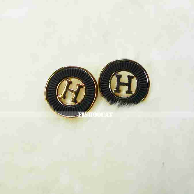 镂空大气金色气质大牌耳钉