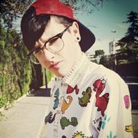 欧美时尚潮男微信头像