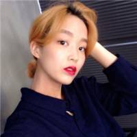 短发气质女神非主流女生头像