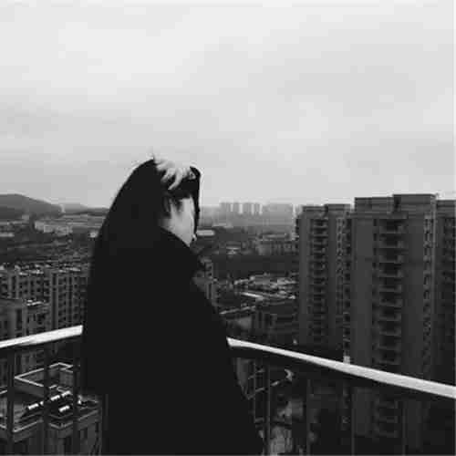 黑白男女分开情侣头像推荐