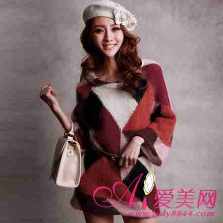 黑白条纹毛衣气质百搭不规则下摆