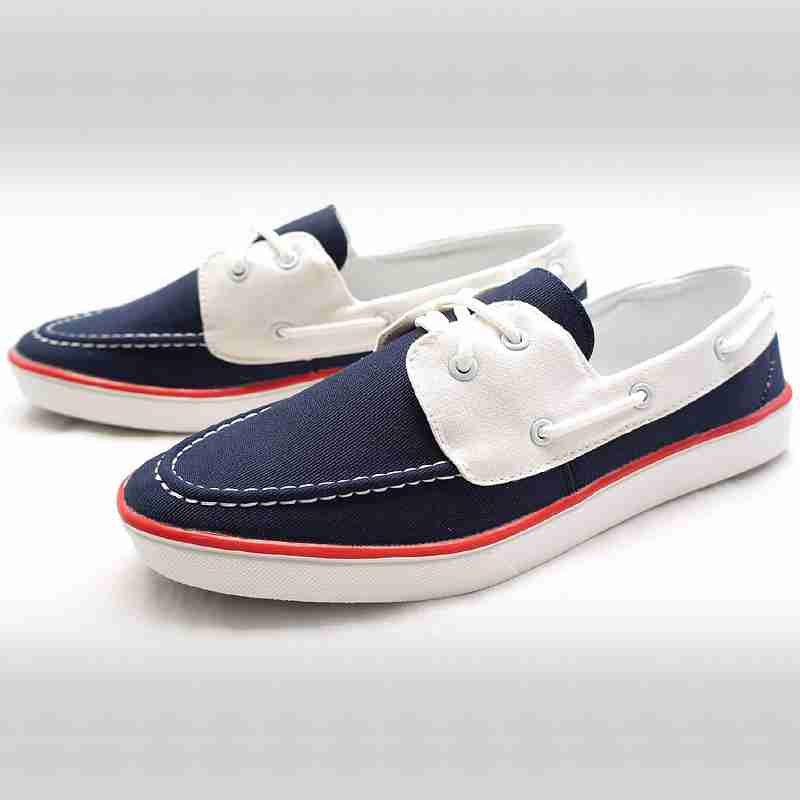 英伦风时尚蓝白拼色男士帆布鞋