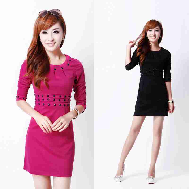 侧面有一条可以拉开的长拉链