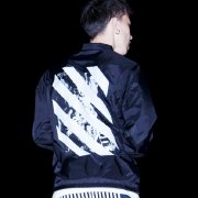 男|男|黑白