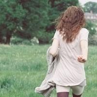 姐妹头像背影一左一右两张不带字的