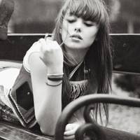 很漂亮的欧美微信头像忆旧梦