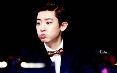 气质帅哥哦!小狼朴灿烈!