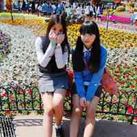 阿宝色闺蜜微信头像一人一张