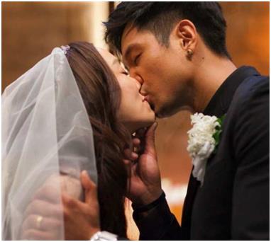 黑人范玮琪结婚三周年晒接吻照黑白配一如初见