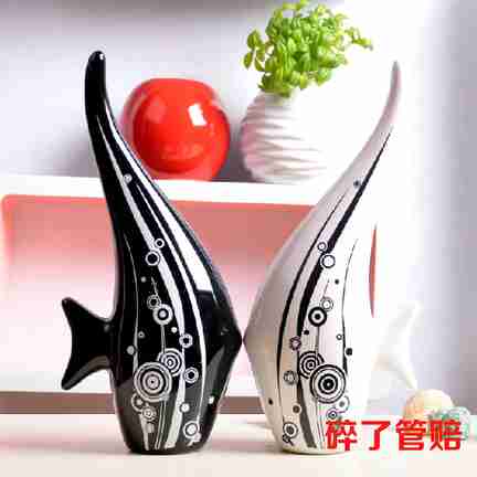 黑白接吻鱼对吻鱼