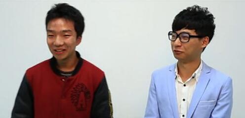男男接吻一脸嫌弃献初吻女生被黑