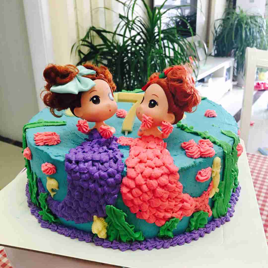 闺蜜蜜语生日蛋糕
