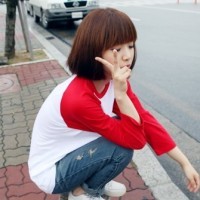 宇宙无敌剪刀手女生