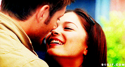 拥抱接吻图片大全图片