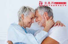 梦见被人拥抱接吻的宜忌