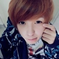 后时尚男生微信头像