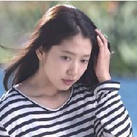 不是分开就不再女生头像