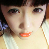 长发漂亮的美女微信头像