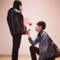 一定很特别很浪漫对不对? 一定很特别很浪漫对不对?