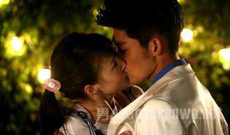 情侣们不可不知的亲吻方式