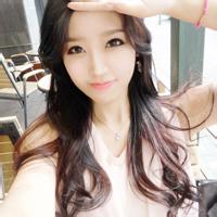 后天然萌的小清新阿宝色女生