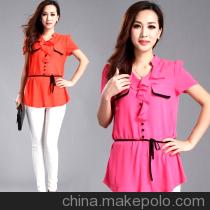 展现随意自然的气质